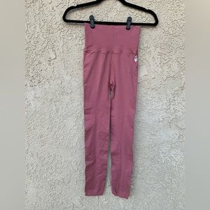 NWOT Free People FP Movement Antique Dried Rose High Rise 7/8 Good Karma Legging